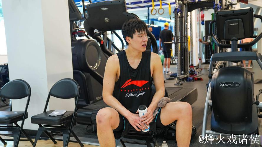 杨瀚森：表现平平，发展联盟助我保持状态