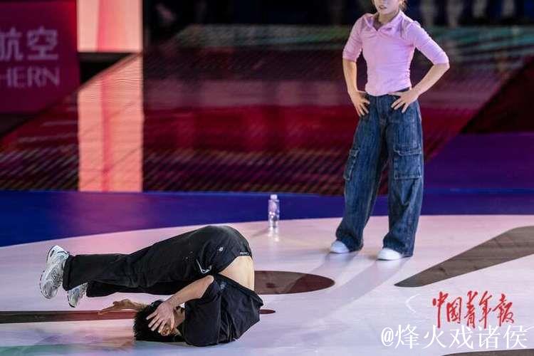 全运会霹雳舞女子组决赛 刘清漪战胜对手成功卫冕